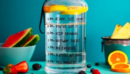 灰熊队取得开门红，士气高涨前行